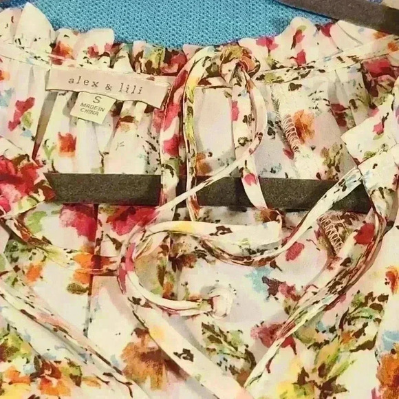 Alex & Lili Peasant Type Long-sleeved Blouse Floral Top  - Size Small - Picture 3 of 7